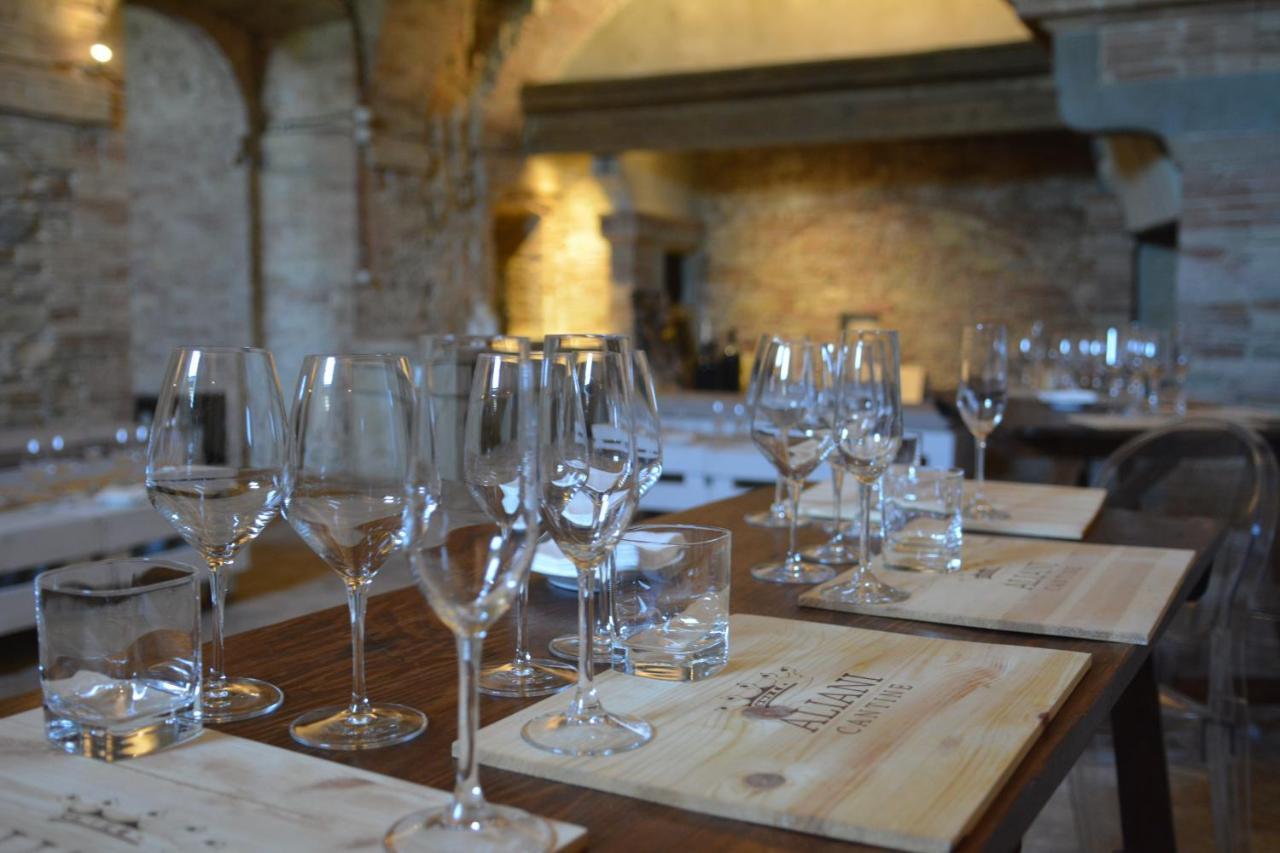 Castello Di Ramazzano - Tenute Aliani Perugia Zewnętrze zdjęcie