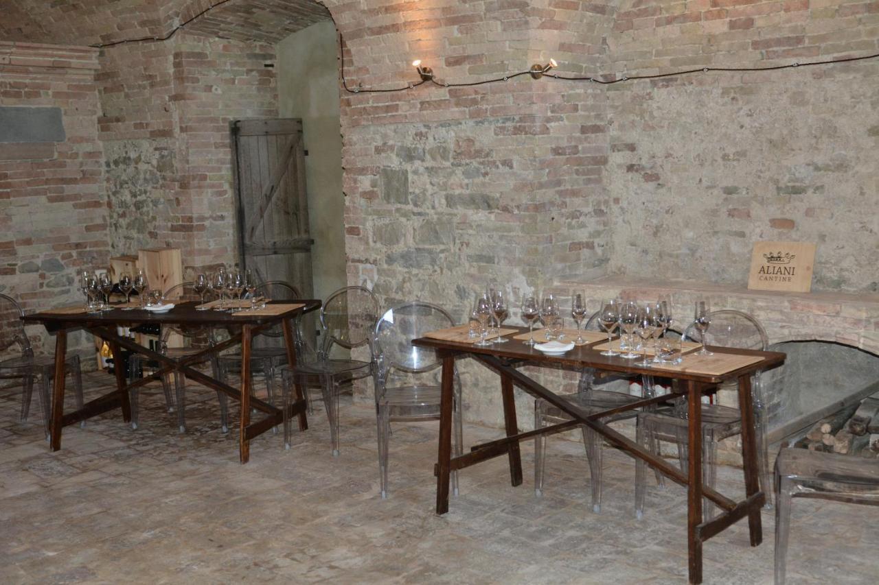 Castello Di Ramazzano - Tenute Aliani Perugia Zewnętrze zdjęcie
