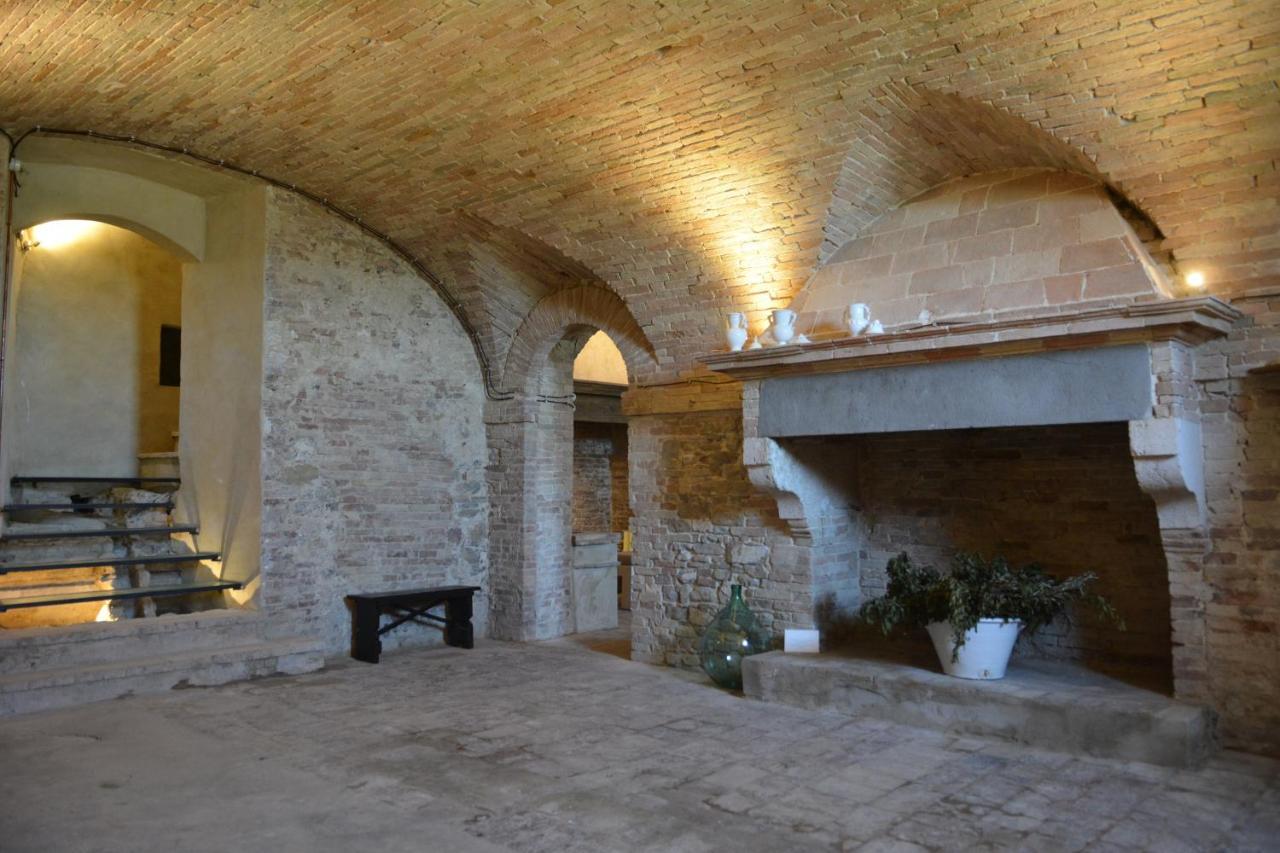 Castello Di Ramazzano - Tenute Aliani Perugia Zewnętrze zdjęcie