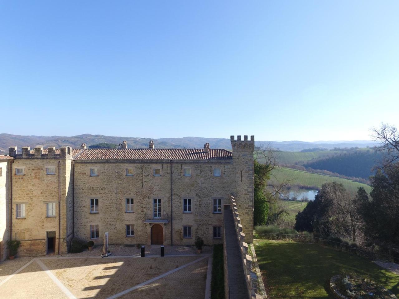 Castello Di Ramazzano - Tenute Aliani Perugia Zewnętrze zdjęcie